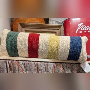 Chandler 4 Corners Four Points Trading Blanket Motif 8 X 24 Pillow Cabin Ski